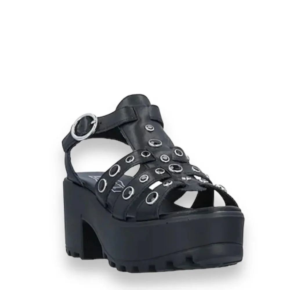 Cult edgy luxury